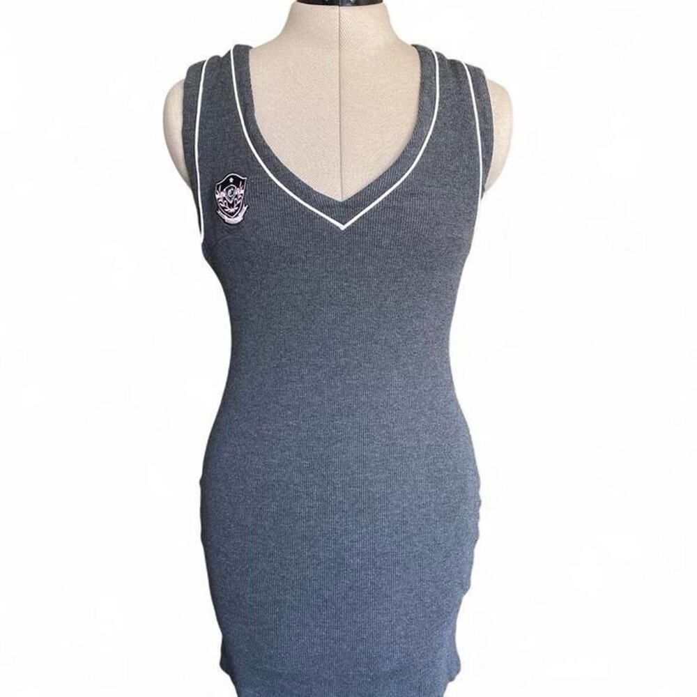 Grey and white v-neck mini dress and embroidered logo size s-m